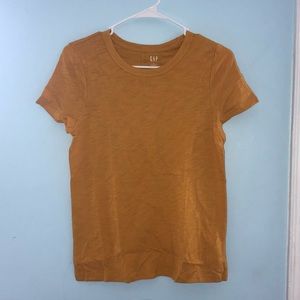 Gap yellow women tee shirt size small new with tags